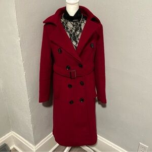 Elegant Women's Double-Breasted Trench Coat in Deep Red